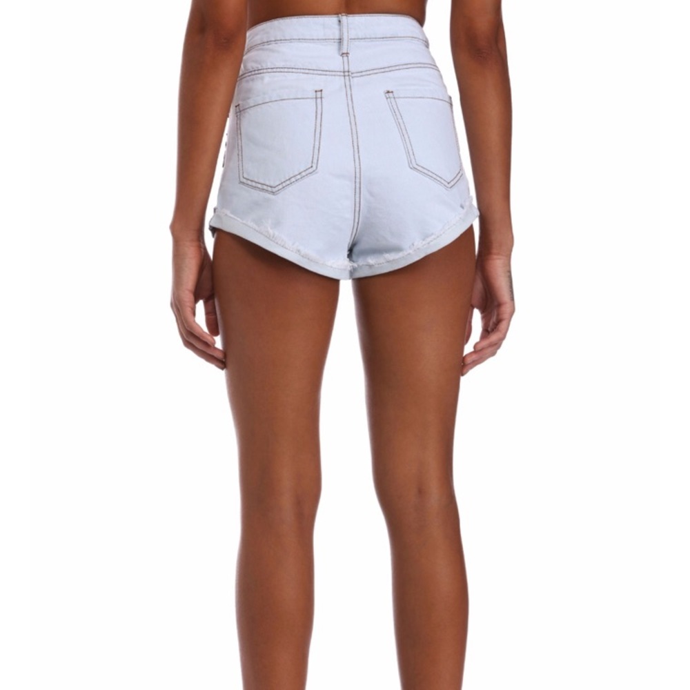 πΊ High Waist Flower embroidered shorts πΊ - Picture 4 of 8